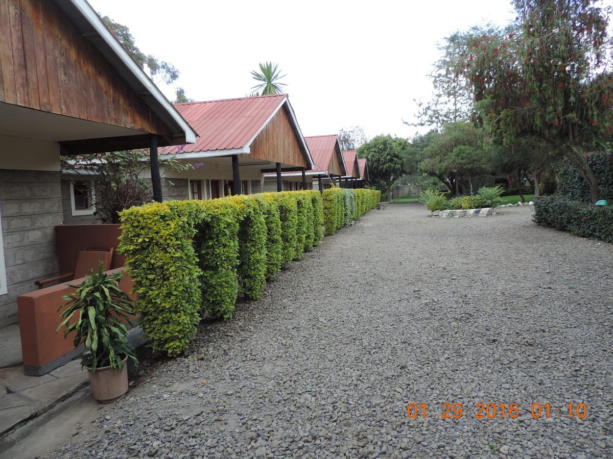 Lions Court Lodge Nanyuki Exterior foto