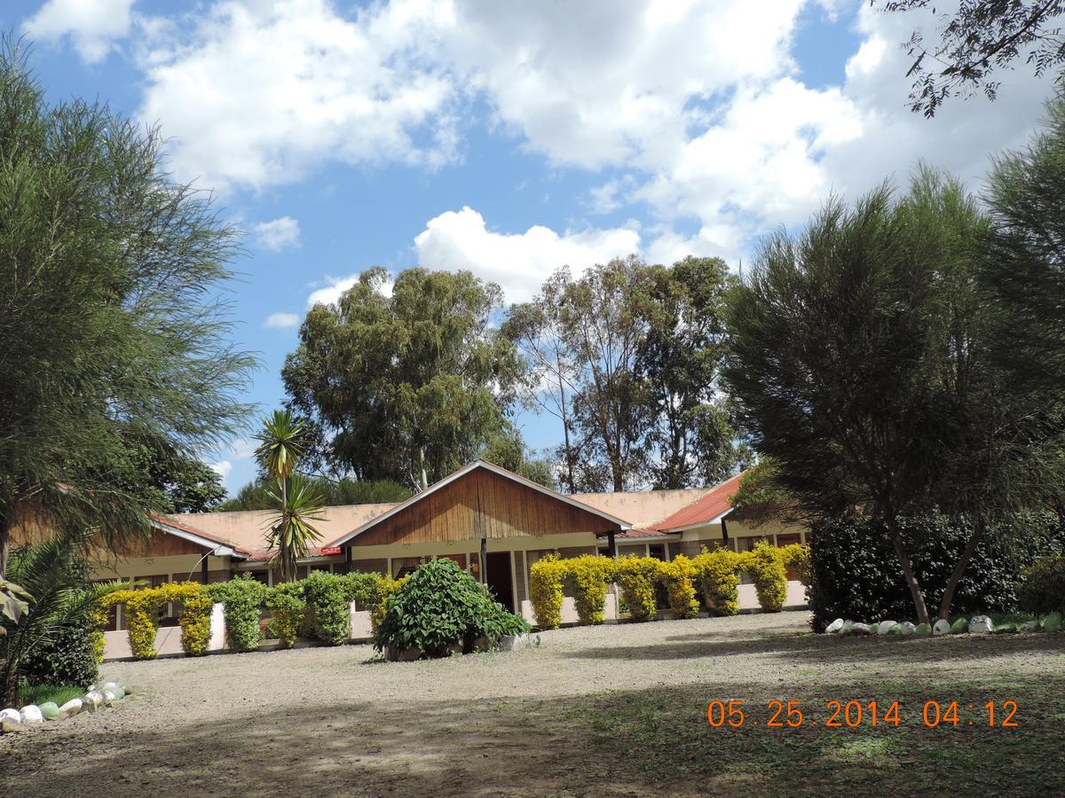 Lions Court Lodge Nanyuki Exterior foto